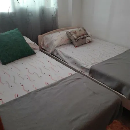 Dama Del Puerto Apartamento *